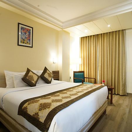 Spree Hotel Jaipur Ruang foto