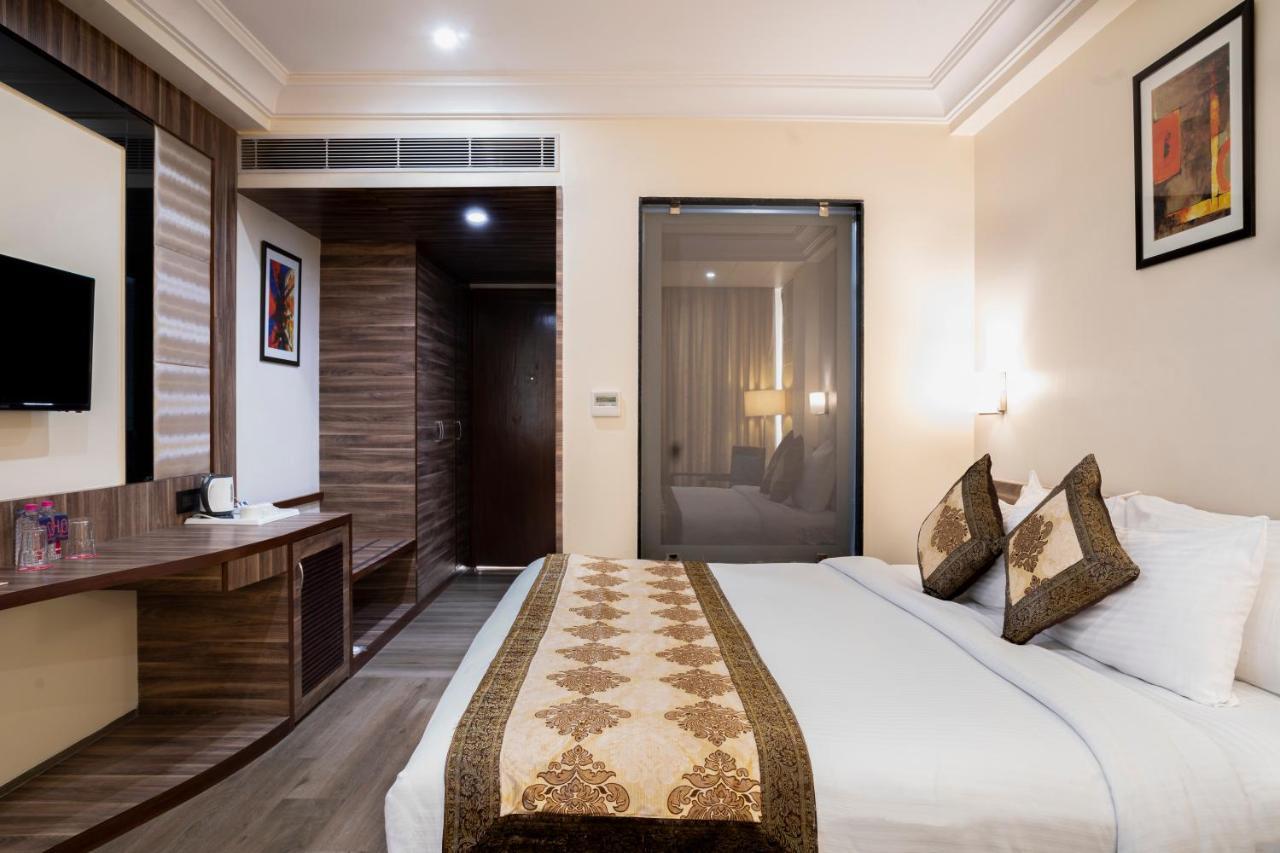 Spree Hotel Jaipur Bagian luar foto